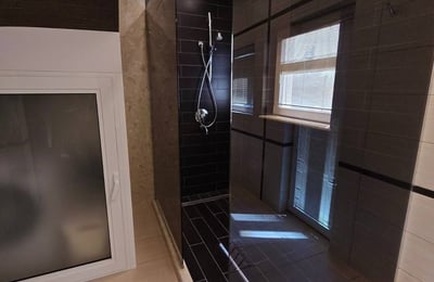 Miete einer geräumigen 4-Zimmer-Wohnung in St. St. Constantine and Helena, Varna, Bulgarien